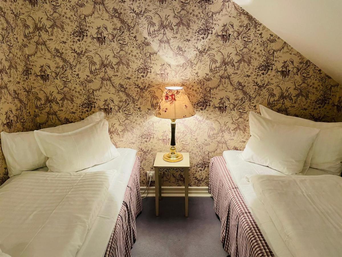 Apertins Hotell 킬 외부 사진
