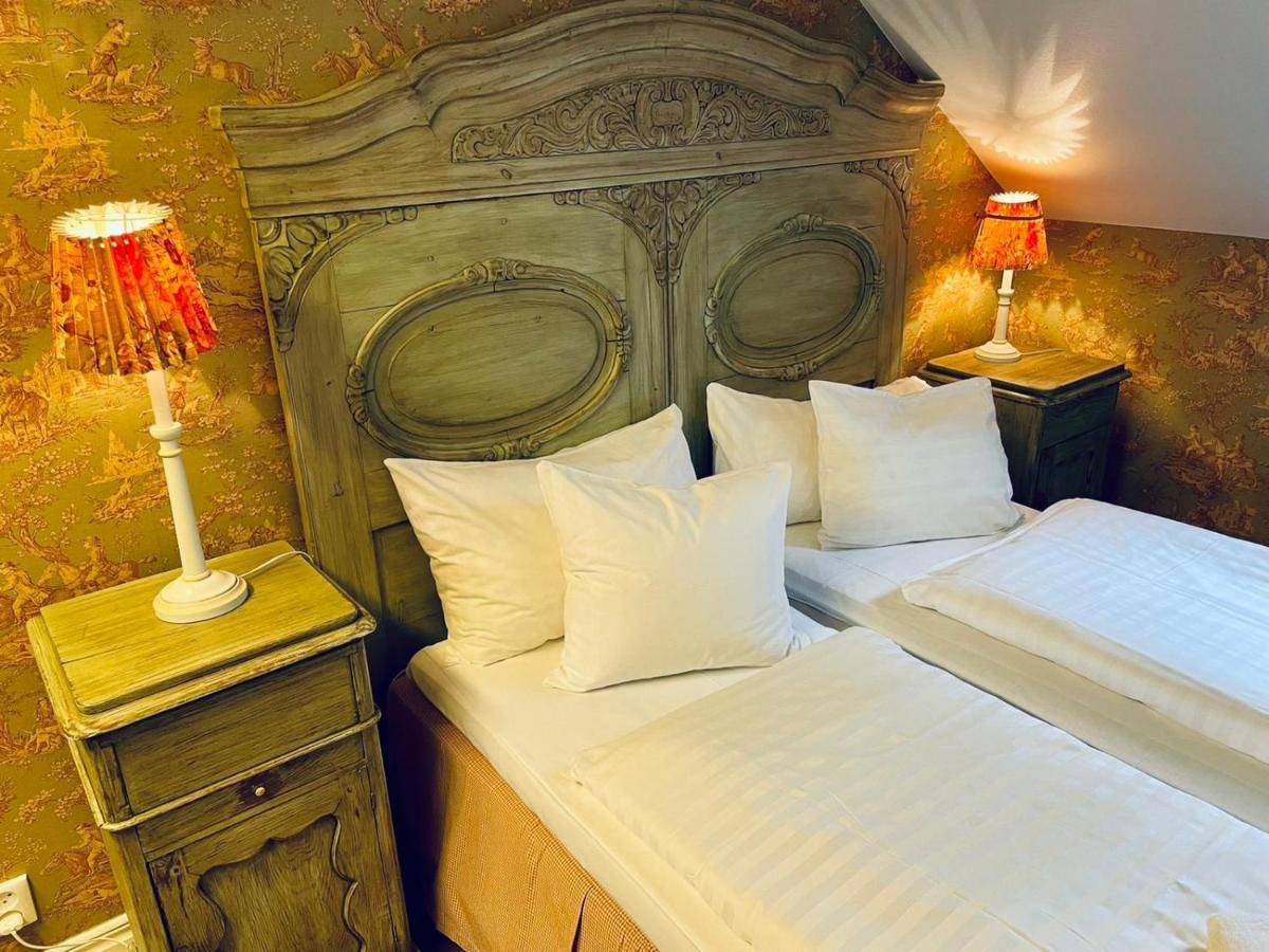 Apertins Hotell 킬 외부 사진