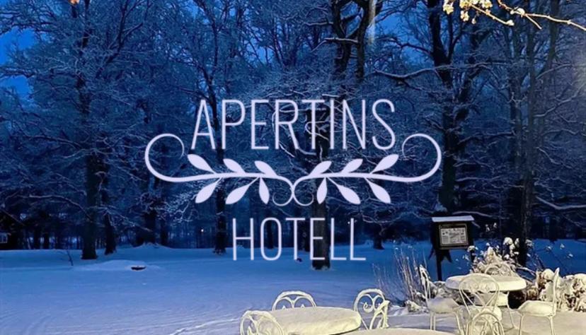 Apertins Hotell 킬 외부 사진